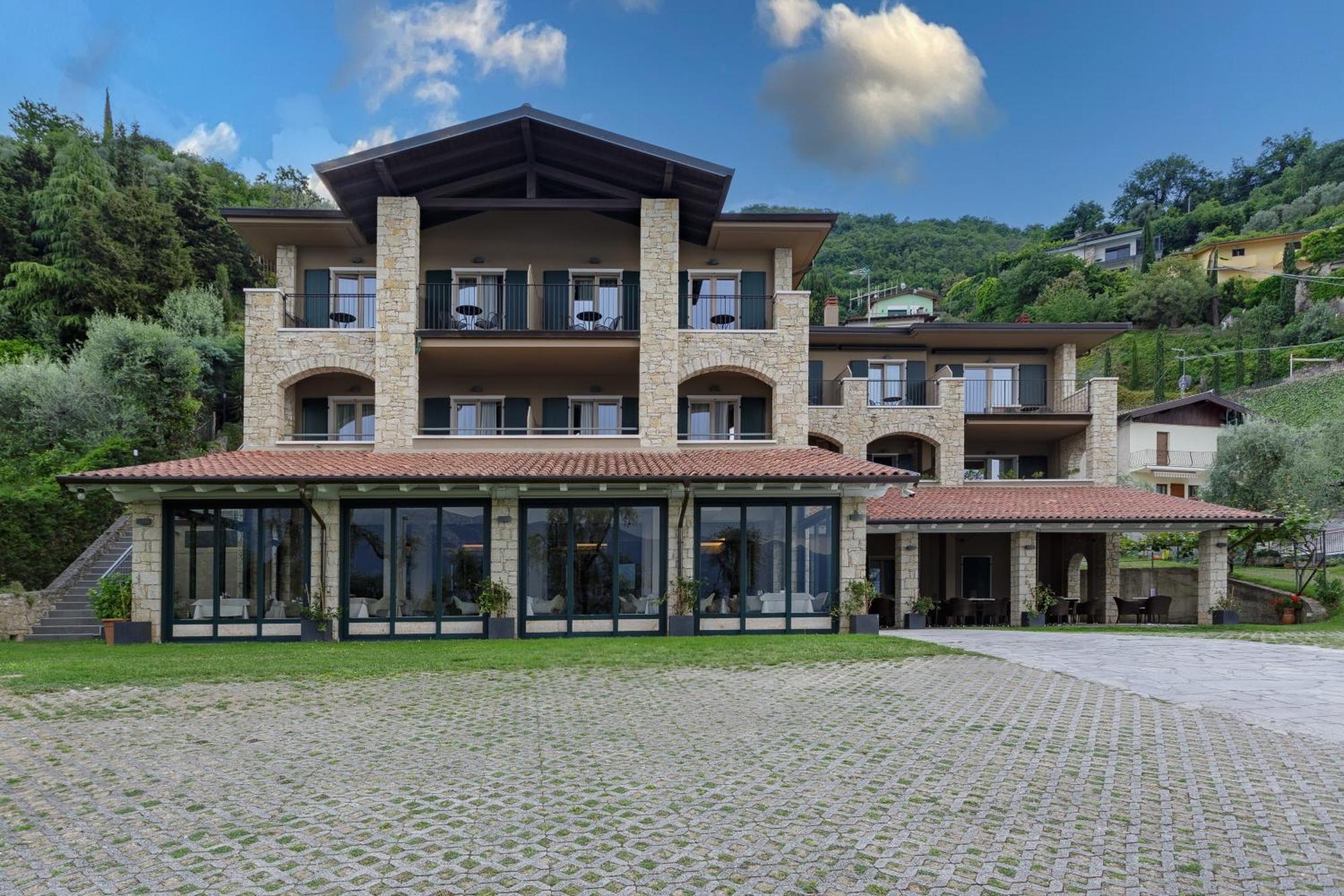 Veronesi Hotel Brenzone sul Garda